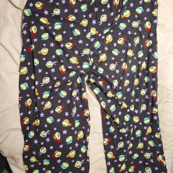 Teenage Mutant Ninja Turtles Capri Pajama Pants - Picture 3 of 3